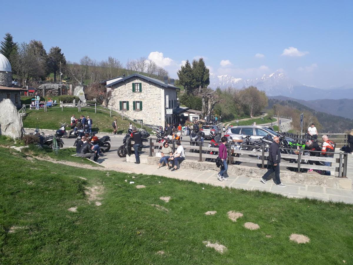Da Mara Lago Di Como Sormano Exterior photo